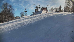 Skiareál Karolinka - Otočná kamera na sjezdovce - 12.1.2026 v 11:32 Skiareál Karolinka - Otočná kamera na sjezdovce - 12.1.2026 v 11:32