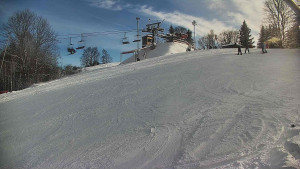 Skiareál Karolinka - Otočná kamera na sjezdovce - 12.1.2026 v 12:20 Skiareál Karolinka - Otočná kamera na sjezdovce - 12.1.2026 v 12:20