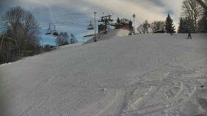 Skiareál Karolinka - Otočná kamera na sjezdovce - 12.1.2026 v 12:45 Skiareál Karolinka - Otočná kamera na sjezdovce - 12.1.2026 v 12:45