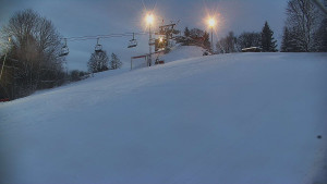 Skiareál Karolinka - Otočná kamera na sjezdovce - 12.1.2026 v 16:25 Skiareál Karolinka - Otočná kamera na sjezdovce - 12.1.2026 v 16:25