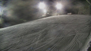 Skiareál Karolinka - Otočná kamera na sjezdovce - 12.1.2026 v 19:10 Skiareál Karolinka - Otočná kamera na sjezdovce - 12.1.2026 v 19:10