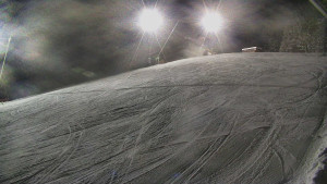 Skiareál Karolinka - Otočná kamera na sjezdovce - 12.1.2026 v 19:32 Skiareál Karolinka - Otočná kamera na sjezdovce - 12.1.2026 v 19:32