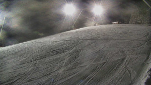 Skiareál Karolinka - Otočná kamera na sjezdovce - 12.1.2026 v 19:35 Skiareál Karolinka - Otočná kamera na sjezdovce - 12.1.2026 v 19:35