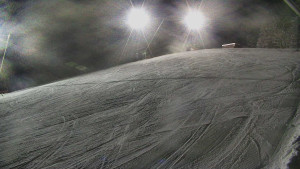 Skiareál Karolinka - Otočná kamera na sjezdovce - 12.1.2026 v 20:25 Skiareál Karolinka - Otočná kamera na sjezdovce - 12.1.2026 v 20:25