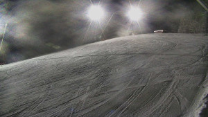 Skiareál Karolinka - Otočná kamera na sjezdovce - 12.1.2026 v 20:55 Skiareál Karolinka - Otočná kamera na sjezdovce - 12.1.2026 v 20:55