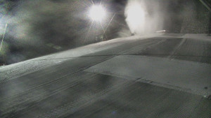 Skiareál Karolinka - Otočná kamera na sjezdovce - 12.1.2026 v 22:10 Skiareál Karolinka - Otočná kamera na sjezdovce - 12.1.2026 v 22:10