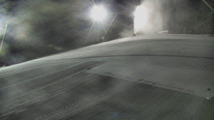 Skiareál Karolinka - Otočná kamera na sjezdovce - 12.1.2026 v 23:25 Skiareál Karolinka - Otočná kamera na sjezdovce - 12.1.2026 v 23:25