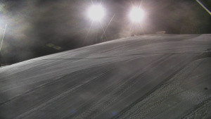 Skiareál Karolinka - Otočná kamera na sjezdovce - 22.2.2026 v 00:25 Skiareál Karolinka - Otočná kamera na sjezdovce - 22.2.2026 v 00:25