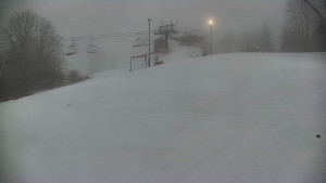 Skiareál Karolinka - Otočná kamera na sjezdovce - 22.2.2026 v 07:25 Skiareál Karolinka - Otočná kamera na sjezdovce - 22.2.2026 v 07:25