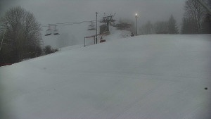 Skiareál Karolinka - Otočná kamera na sjezdovce - 22.2.2026 v 07:40 Skiareál Karolinka - Otočná kamera na sjezdovce - 22.2.2026 v 07:40