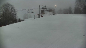 Skiareál Karolinka - Otočná kamera na sjezdovce - 22.2.2026 v 08:02 Skiareál Karolinka - Otočná kamera na sjezdovce - 22.2.2026 v 08:02