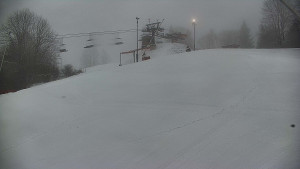 Skiareál Karolinka - Otočná kamera na sjezdovce - 22.2.2026 v 08:15 Skiareál Karolinka - Otočná kamera na sjezdovce - 22.2.2026 v 08:15