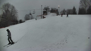 Skiareál Karolinka - Otočná kamera na sjezdovce - 22.2.2026 v 09:10 Skiareál Karolinka - Otočná kamera na sjezdovce - 22.2.2026 v 09:10