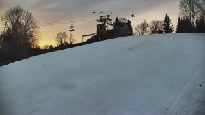 Skiareál Karolinka - Otočná kamera na sjezdovce - 10.3.2026 v 06:32 Skiareál Karolinka - Otočná kamera na sjezdovce - 10.3.2026 v 06:32