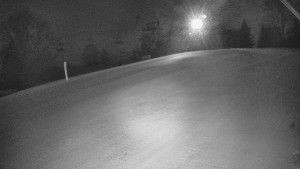 Skiareál Karolinka - Otočná kamera na sjezdovce - 10.3.2026 v 18:32 Skiareál Karolinka - Otočná kamera na sjezdovce - 10.3.2026 v 18:32