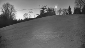 Skiareál Karolinka - Otočná kamera na sjezdovce - 19.3.2026 v 05:15 Skiareál Karolinka - Otočná kamera na sjezdovce - 19.3.2026 v 05:15