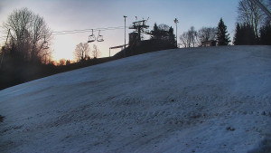 Skiareál Karolinka - Otočná kamera na sjezdovce - 19.3.2026 v 05:32 Skiareál Karolinka - Otočná kamera na sjezdovce - 19.3.2026 v 05:32