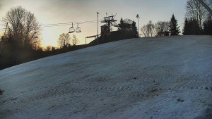 Skiareál Karolinka - Otočná kamera na sjezdovce - 19.3.2026 v 06:10 Skiareál Karolinka - Otočná kamera na sjezdovce - 19.3.2026 v 06:10