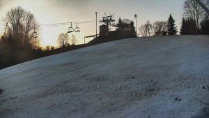 Skiareál Karolinka - Otočná kamera na sjezdovce - 19.3.2026 v 06:15 Skiareál Karolinka - Otočná kamera na sjezdovce - 19.3.2026 v 06:15