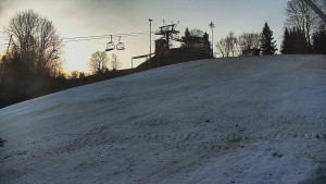 Skiareál Karolinka - Otočná kamera na sjezdovce - 19.3.2026 v 06:25 Skiareál Karolinka - Otočná kamera na sjezdovce - 19.3.2026 v 06:25