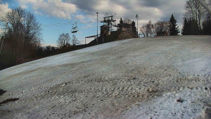 Skiareál Karolinka - Otočná kamera na sjezdovce - 19.3.2026 v 15:55 Skiareál Karolinka - Otočná kamera na sjezdovce - 19.3.2026 v 15:55