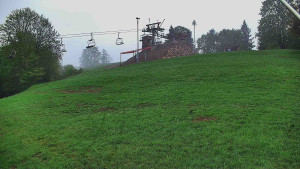Skiareál Karolinka - Otočná kamera na sjezdovce - 18.5.2026 v 05:40 Skiareál Karolinka - Otočná kamera na sjezdovce - 18.5.2026 v 05:40