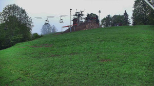 Skiareál Karolinka - Otočná kamera na sjezdovce - 18.5.2026 v 06:01 Skiareál Karolinka - Otočná kamera na sjezdovce - 18.5.2026 v 06:01