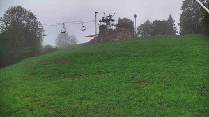 Skiareál Karolinka - Otočná kamera na sjezdovce - 18.5.2026 v 06:20 Skiareál Karolinka - Otočná kamera na sjezdovce - 18.5.2026 v 06:20