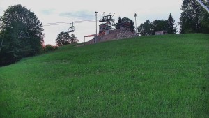 Skiareál Karolinka - Otočná kamera na sjezdovce - 30.5.2026 v 04:35 Skiareál Karolinka - Otočná kamera na sjezdovce - 30.5.2026 v 04:35