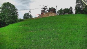 Skiareál Karolinka - Otočná kamera na sjezdovce - 30.5.2026 v 08:01 Skiareál Karolinka - Otočná kamera na sjezdovce - 30.5.2026 v 08:01