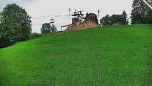 Skiareál Karolinka - Otočná kamera na sjezdovce - 30.5.2026 v 08:10 Skiareál Karolinka - Otočná kamera na sjezdovce - 30.5.2026 v 08:10