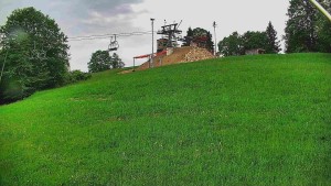 Skiareál Karolinka - Otočná kamera na sjezdovce - 30.5.2026 v 08:15 Skiareál Karolinka - Otočná kamera na sjezdovce - 30.5.2026 v 08:15