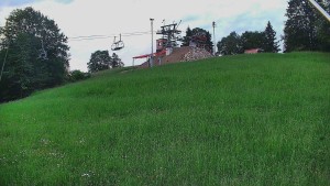 Skiareál Karolinka - Otočná kamera na sjezdovce - 9.6.2026 v 04:45 Skiareál Karolinka - Otočná kamera na sjezdovce - 9.6.2026 v 04:45
