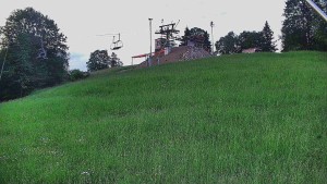 Skiareál Karolinka - Otočná kamera na sjezdovce - 9.6.2026 v 05:05 Skiareál Karolinka - Otočná kamera na sjezdovce - 9.6.2026 v 05:05