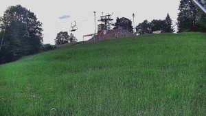 Skiareál Karolinka - Otočná kamera na sjezdovce - 9.6.2026 v 05:25 Skiareál Karolinka - Otočná kamera na sjezdovce - 9.6.2026 v 05:25
