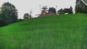 Skiareál Karolinka - Otočná kamera na sjezdovce - 9.6.2026 v 05:35 Skiareál Karolinka - Otočná kamera na sjezdovce - 9.6.2026 v 05:35