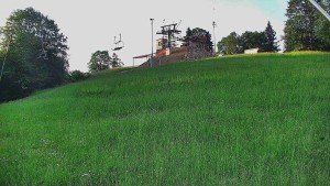 Skiareál Karolinka - Otočná kamera na sjezdovce - 9.6.2026 v 05:45 Skiareál Karolinka - Otočná kamera na sjezdovce - 9.6.2026 v 05:45