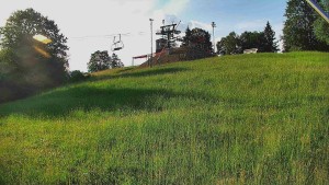 Skiareál Karolinka - Otočná kamera na sjezdovce - 9.6.2026 v 07:15 Skiareál Karolinka - Otočná kamera na sjezdovce - 9.6.2026 v 07:15
