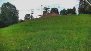 Skiareál Karolinka - Otočná kamera na sjezdovce - 9.6.2026 v 08:35 Skiareál Karolinka - Otočná kamera na sjezdovce - 9.6.2026 v 08:35