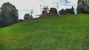 Skiareál Karolinka - Otočná kamera na sjezdovce - 9.6.2026 v 09:05 Skiareál Karolinka - Otočná kamera na sjezdovce - 9.6.2026 v 09:05