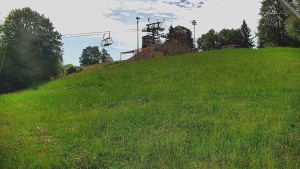 Skiareál Karolinka - Otočná kamera na sjezdovce - 9.6.2026 v 09:10 Skiareál Karolinka - Otočná kamera na sjezdovce - 9.6.2026 v 09:10