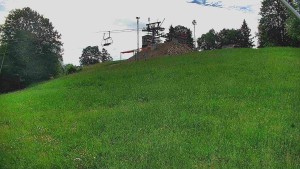 Skiareál Karolinka - Otočná kamera na sjezdovce - 9.6.2026 v 09:40 Skiareál Karolinka - Otočná kamera na sjezdovce - 9.6.2026 v 09:40