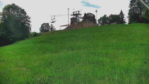 Skiareál Karolinka - Otočná kamera na sjezdovce - 9.6.2026 v 09:45 Skiareál Karolinka - Otočná kamera na sjezdovce - 9.6.2026 v 09:45