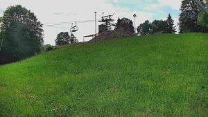 Skiareál Karolinka - Otočná kamera na sjezdovce - 9.6.2026 v 10:20 Skiareál Karolinka - Otočná kamera na sjezdovce - 9.6.2026 v 10:20
