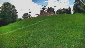Skiareál Karolinka - Otočná kamera na sjezdovce - 9.6.2026 v 10:50 Skiareál Karolinka - Otočná kamera na sjezdovce - 9.6.2026 v 10:50