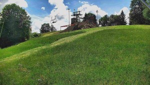 Skiareál Karolinka - Otočná kamera na sjezdovce - 12.6.2026 v 10:55 Skiareál Karolinka - Otočná kamera na sjezdovce - 12.6.2026 v 10:55