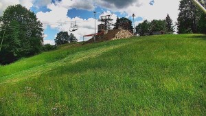 Skiareál Karolinka - Otočná kamera na sjezdovce - 12.6.2026 v 13:55 Skiareál Karolinka - Otočná kamera na sjezdovce - 12.6.2026 v 13:55