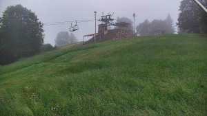 Skiareál Karolinka - Otočná kamera na sjezdovce - 13.6.2026 v 05:05 Skiareál Karolinka - Otočná kamera na sjezdovce - 13.6.2026 v 05:05
