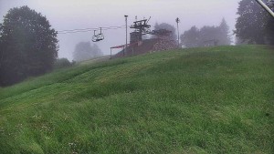 Skiareál Karolinka - Otočná kamera na sjezdovce - 13.6.2026 v 05:50 Skiareál Karolinka - Otočná kamera na sjezdovce - 13.6.2026 v 05:50