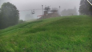 Skiareál Karolinka - Otočná kamera na sjezdovce - 13.6.2026 v 07:02 Skiareál Karolinka - Otočná kamera na sjezdovce - 13.6.2026 v 07:02
